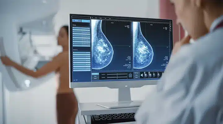 Mamografi testi ağrılı mıdır?