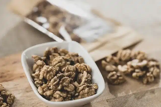 Kuruyemişlerinizi ıslatıyor musunuz? İşte ıslattıktan sonra tüketmeniz gereken 5 kuru meyve