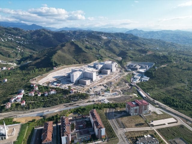 Ordu’ya dev sağlık yatırımı! 1200 yataklı şehir hastanesi gelecek yıl hizmete giriyor