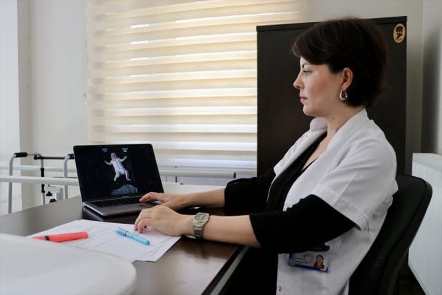 Yapay zeka destekli uygulamayla nörogelişimsel bozuklukların erken tanısı sağlanıyor