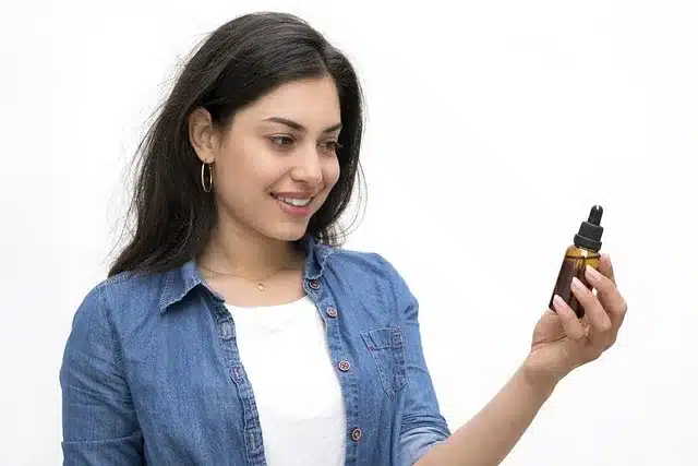 Cildinizi besleyen iki güçlü bitki! Mango ve badem yağı