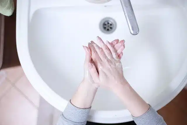 Köpüren yüz yıkama Ürünleri cildinize zarar verir mi?