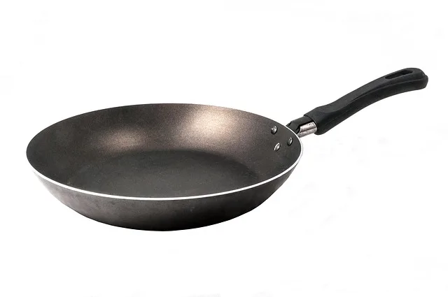 Yapışmaz tavalarda yemek pişirmek sağlığınıza nasıl zarar verebilir?
