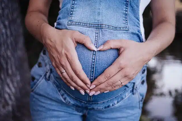 12 haftalık gebelikte aşırı bel ve kalça ağrısı nedenleri