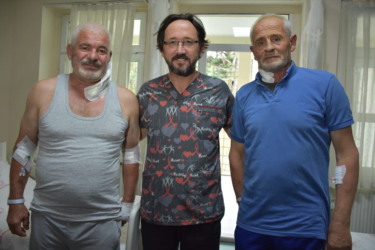 Felç riski taşıyan hastalar için devrim niteliğinde yöntem: “İnterpozisyon Endarterektomi”