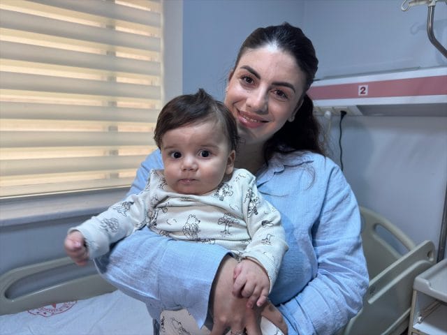 Türkiye’de nadir görülen başarı: Doğuştan kalp bozukluğu olan bebek, erken müdahaleyle sağlığına kavuştu
