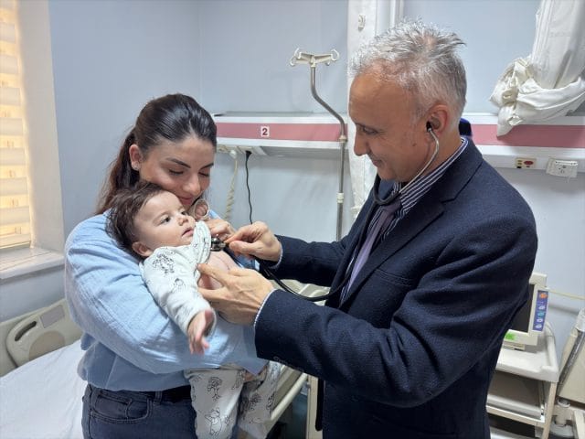 AA 20251019 39455778 39455777 MUSTAFA KAYRA BEBEK MINIK KALBINDE ACILAN TUNELLE RAHAT NEFESE KAVUSTU e1760876568443