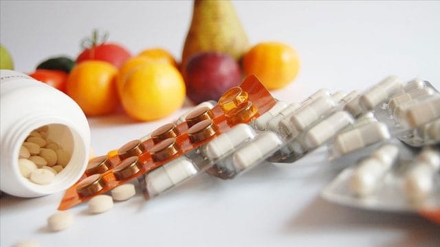 Halsizlik ve yorgunluğa son! Enerjinizi geri kazanmak için hangi vitaminleri kullanmalısınız?