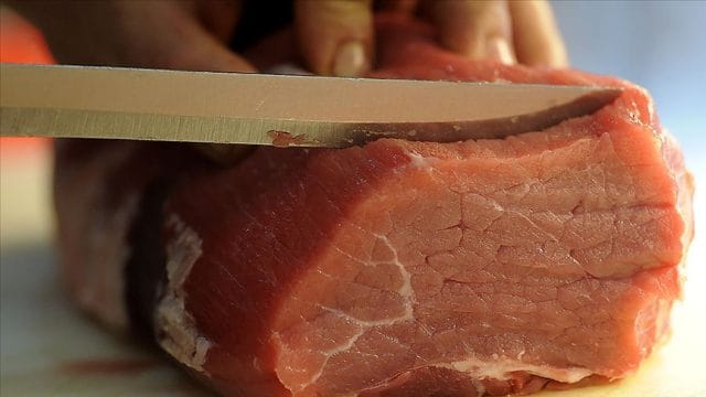 Tavuk, hindi ve kırmızı et idrar yolu enfeksiyonu tetikleyicisi mi?